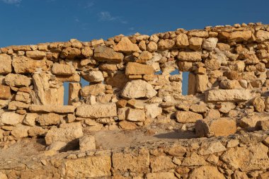 Fortezza Kalesi 'nin taş duvarları, 16. yüzyılda Yunanistan' ın Rethymno kentinde inşa edildi..