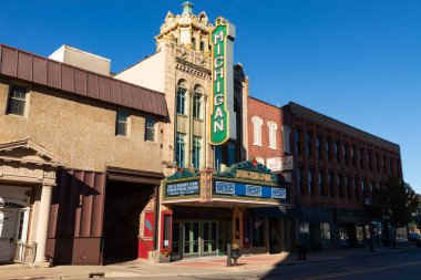 Jackson, Michigan - ABD - 14 Kasım 2023: Tarihi Michigan Tiyatrosu, 1930 'da Jackson, Michigan şehir merkezinde açıldı.