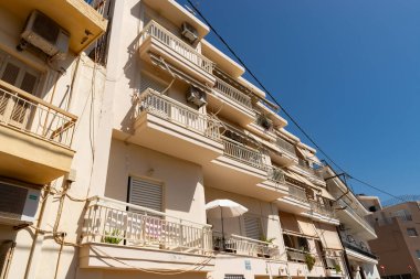 Agios Nikolaos, Girit - Yunanistan - 23 Eylül 2023: Yunanistan 'ın Girit kentindeki Agios Nikolaos şehir merkezi.