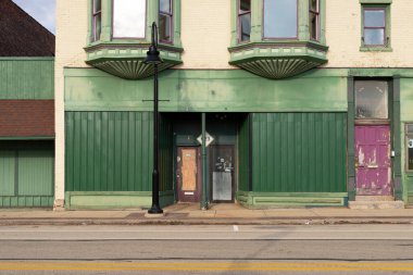 Rockford, Illinois - ABD - 28 Mart 2024: Rockford, Illinois şehir merkezi binaları, ABD.