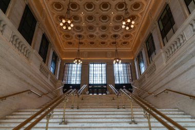Chicago, Illinois - ABD - 24 Nisan 2024: Chicago, Illinois, ABD 'deki tarihi Birlik İstasyonunun İçi.