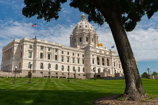 stock image Exterior of the Minnesota State Capitol Building, built between 1896 and 1905, in St. Paul, Minnesota, USA.