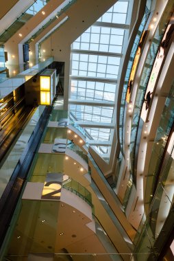 Chicago, Illinois - ABD - 13 Ocak 2025: Chicago, Illinois şehir merkezindeki 37. Bloğun İçişleri.