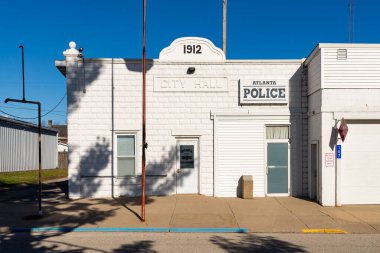 Atlanta, Illinois - ABD - 22 Mart 2025: Atlanta City Hall and Police Station Atlanta, Illinois, ABD.