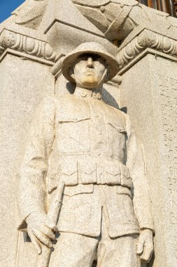 Danville, Illinois - ABD - 10 Ağustos 2025: Heykeltıraş Lorado Taft 'ın tarihi Zafer Anıtı, 1919' da Danville, Illinois, ABD 'de dikildi..