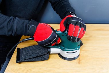 Power tools for construction work, tools for construction work