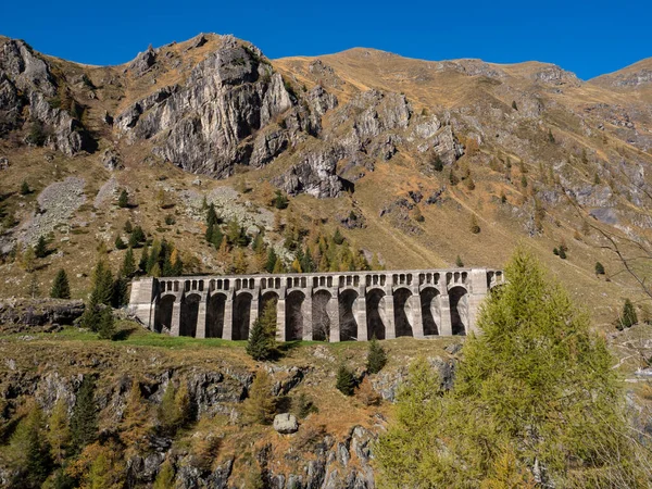 Barragem Gleno Nos Alpes Italianos — Fotografia de Stock