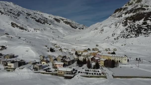 View Village Montespluga Italian Alps — Vídeo de stock
