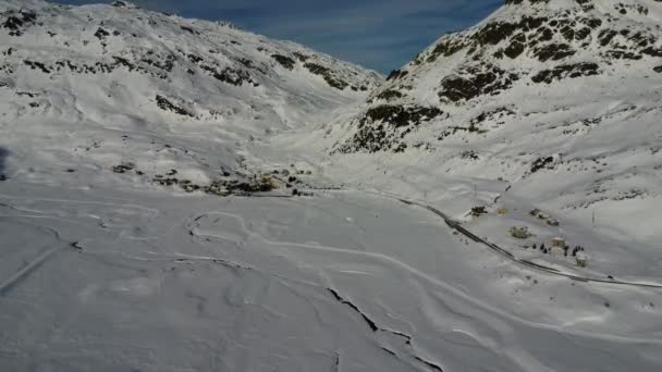 Widok Wioskę Montespluga Alpach Włoskich — Wideo stockowe
