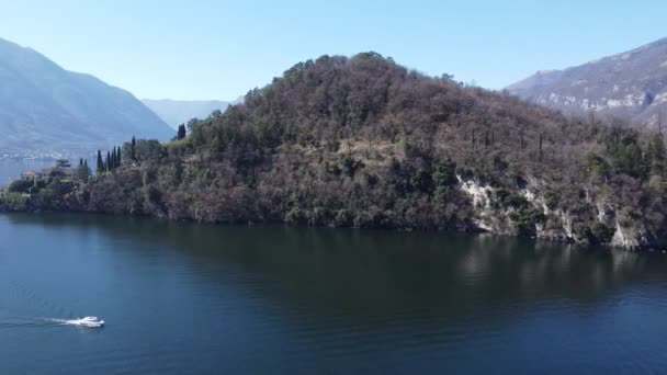 コモ湖のヴィラBalbianello半島の空中ビュー — ストック動画