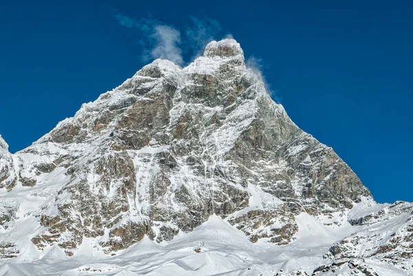 Blick Auf Das Matterhorn Und Die Skipisten Von Cervinia — Stockfoto