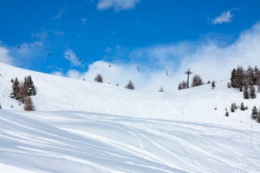 Pila Kayak merkezinde kayak pistleri