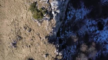 Valsassina manzarası ve Valsassina Fiorini Kulesi 'nden Como Gölü manzarası