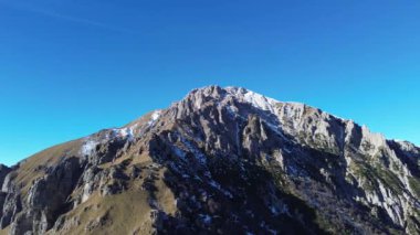 Valsassina 'daki Grigna meridionale dağının manzarası