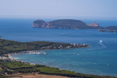 Sardunya 'daki Porto Conte Körfezi
