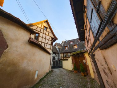 Yılbaşı döneminde Alsace 'de cepheler inşa etmek