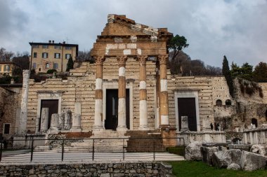 Brescia 'nın eski Roma tapınağı