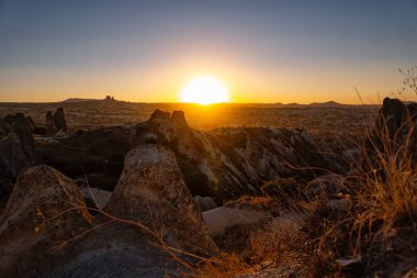 Kapadokya 'da gün batımı Goreme Vadisi' nde