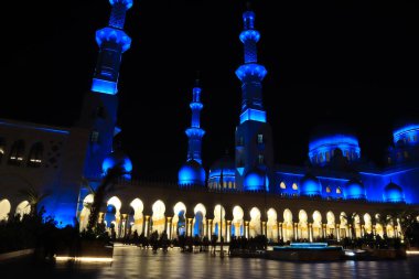 Şeyh Zayed Büyük Cami