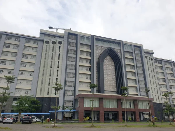 印度尼西亚日惹宏伟的校园大楼 — 图库照片