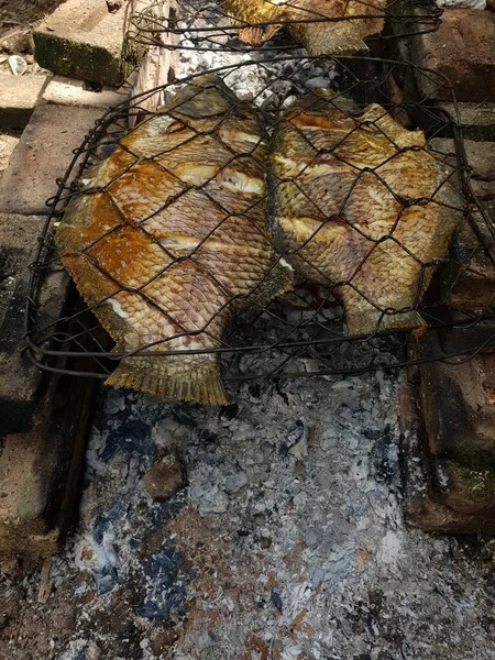 Grilled Gurame Fish Traditional Way — Stock Photo, Image