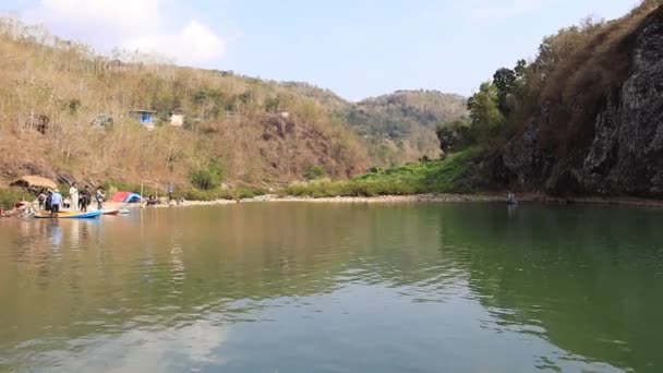 Yogyakarta Bantul Agosto 2023 Giocare Acqua Con Una Canoa Acqua — Video Stock