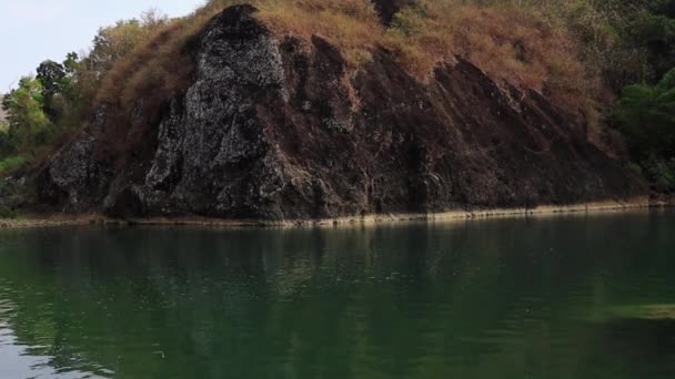 Καθαρά Νερά Στον Ποταμό Kedung Jati Πολύ Γοητευτική Θέα Καθαρά — Αρχείο Βίντεο