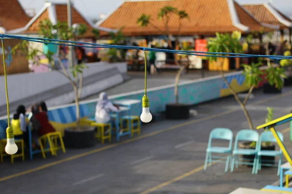 Light Bulbs Hanging Street — Stock Photo, Image