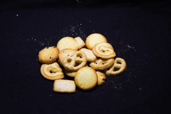 Egy Közeli Felvétel Ízletes Cookie Fekete Háttér — Stock Fotó