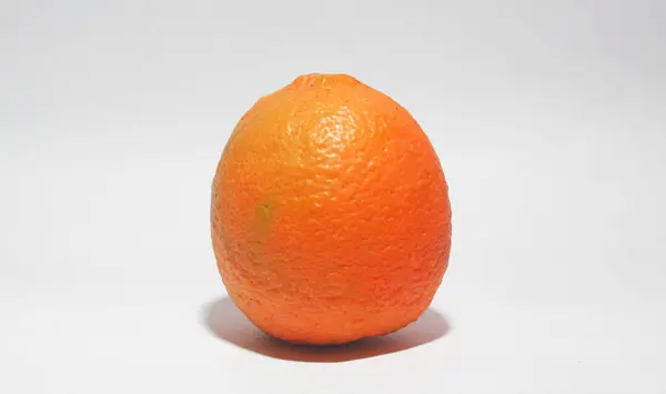 Fruta Naranja Fresca Aislada Sobre Fondo Blanco — Foto de Stock