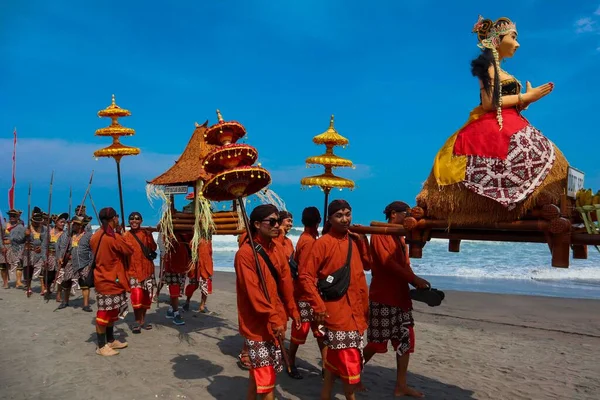 Parang Tritis Beach Yogyakarta Června 2022 Každoroční Festival Mořské Nabídky — Stock fotografie