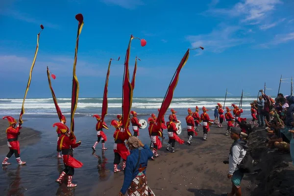 Parang Tritis Beach Yogyakarta Czerwca 2022 Coroczny Festiwal Ofiar Morskich — Zdjęcie stockowe