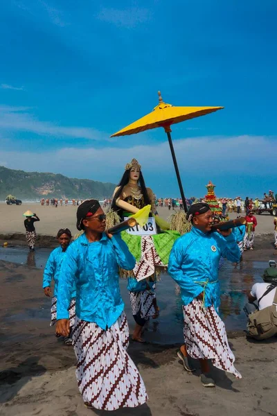 Parang Tritis Beach Yogyakarta Junho 2022 Festival Anual Oferta Mar — Fotografia de Stock