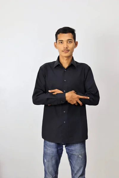 Retrato Jovem Asiático Homem Camisa Preta Sobre Fundo Branco — Fotografia de Stock