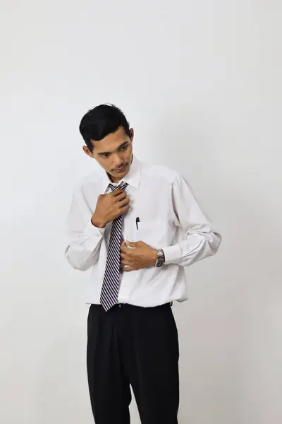 Молодой Азиатский Бизнесмен Белой Рубашке Белом Фоне — стоковое фото