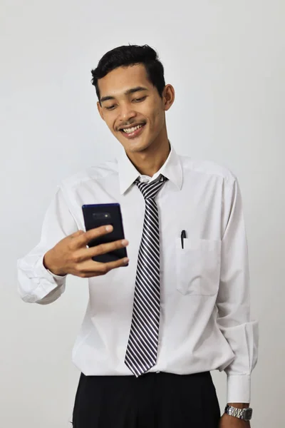 Молодий Бізнесмен Використовує Смартфон — стокове фото