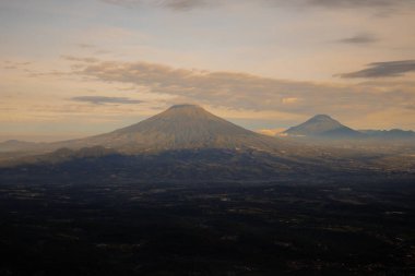 Gün batımında Fuji Dağı manzarası, Japonya