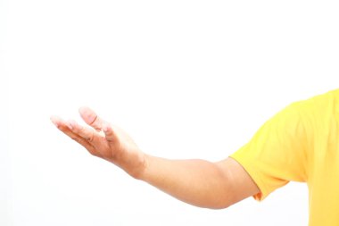 Avuç içi genişletme, parlak sarı kapaklı basit bir sunum, boş arkaplan üzerinde