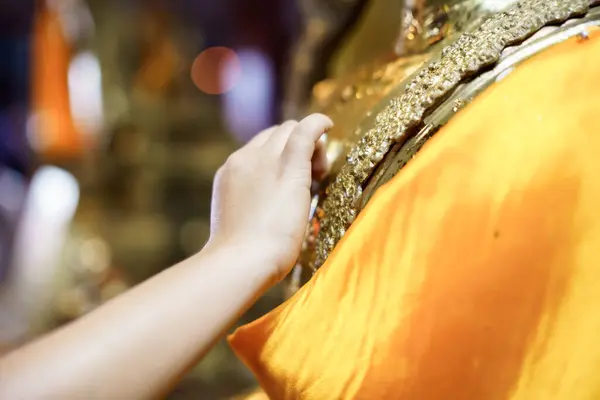 Close Asian Woman Tourist Gilding Gold Leaf Buddha Worship Faith — Stock Photo, Image