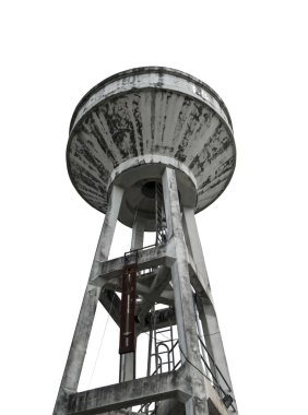 Çimento su tankı beyaz arkaplanda izole.