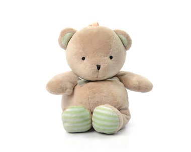 Oyuncak ayı beyaz arka planda izole edilmiş