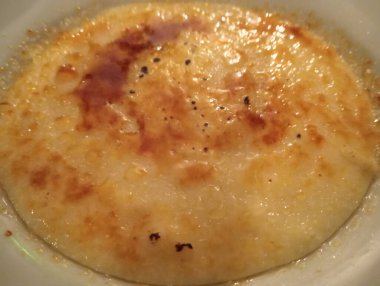 Peynir ile kızarmış yumurta