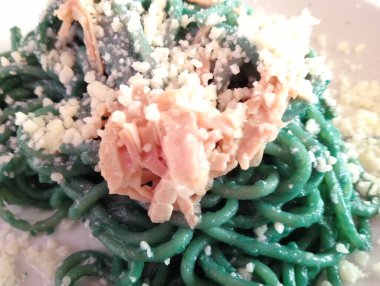 Etli ve sebzeli spagetti