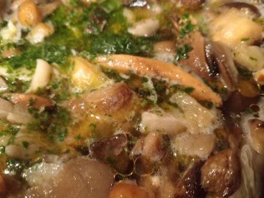 Kızarmış balığın mutfak fotoğrafı.