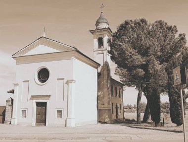 Incidella mabedi, İtalya 'nın Brescia eyaletinin Gottolengo şehrinde bulunan Meryem' in doğuşuna adanmış Katolik bir ibadethanedir.