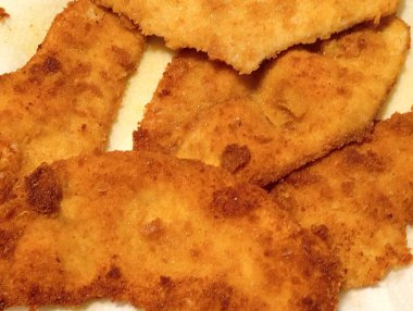 Baharatlı kızarmış tavuk.