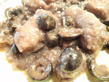 Lezzetli Asya yemeklerinin yakın görüntüsü