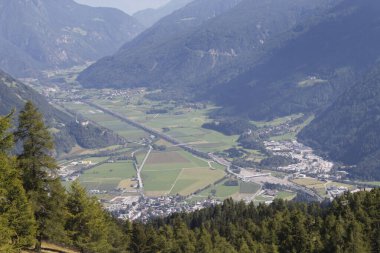 Dağların güzel manzarası