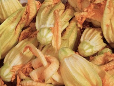 Markette taze sebzeler