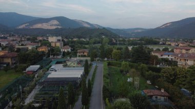 İtalya 'nın kırsal kesiminin havadan görünüşü